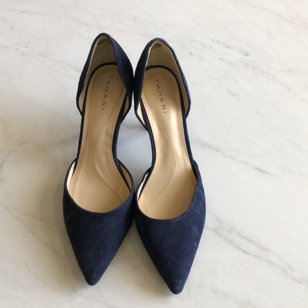 Tahari blue suede heels